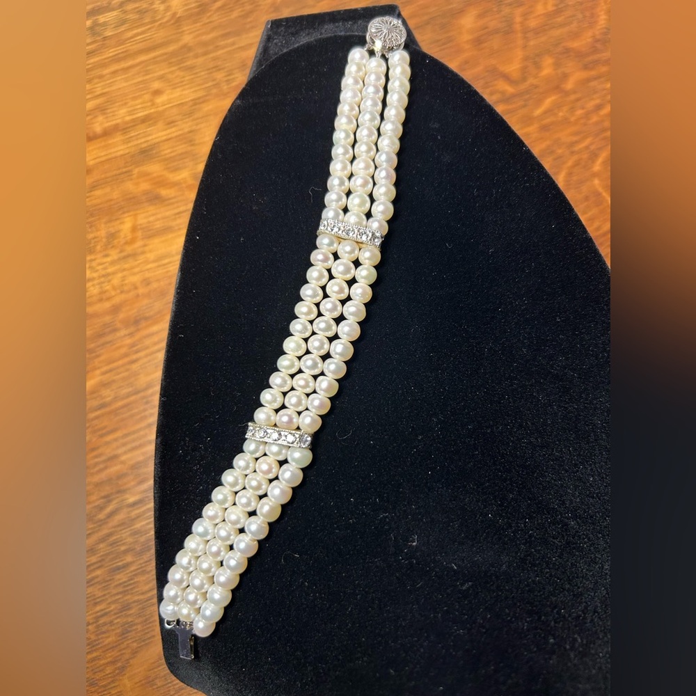 Triple Strand Freshwater Cream Pearl Bracelet with Silver Accents